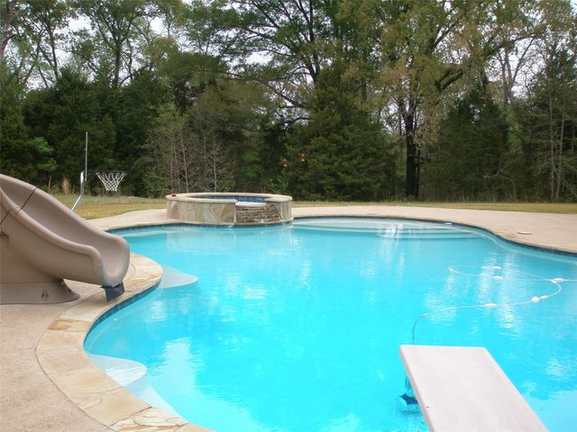 13001 County Road 3300, Brownsboro, TX 75756