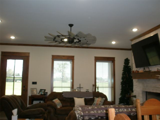 13001 County Road 3300, Brownsboro, TX 75756