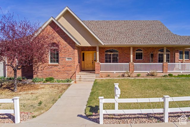 494 E KACHINA WAY, Moab, UT 84532