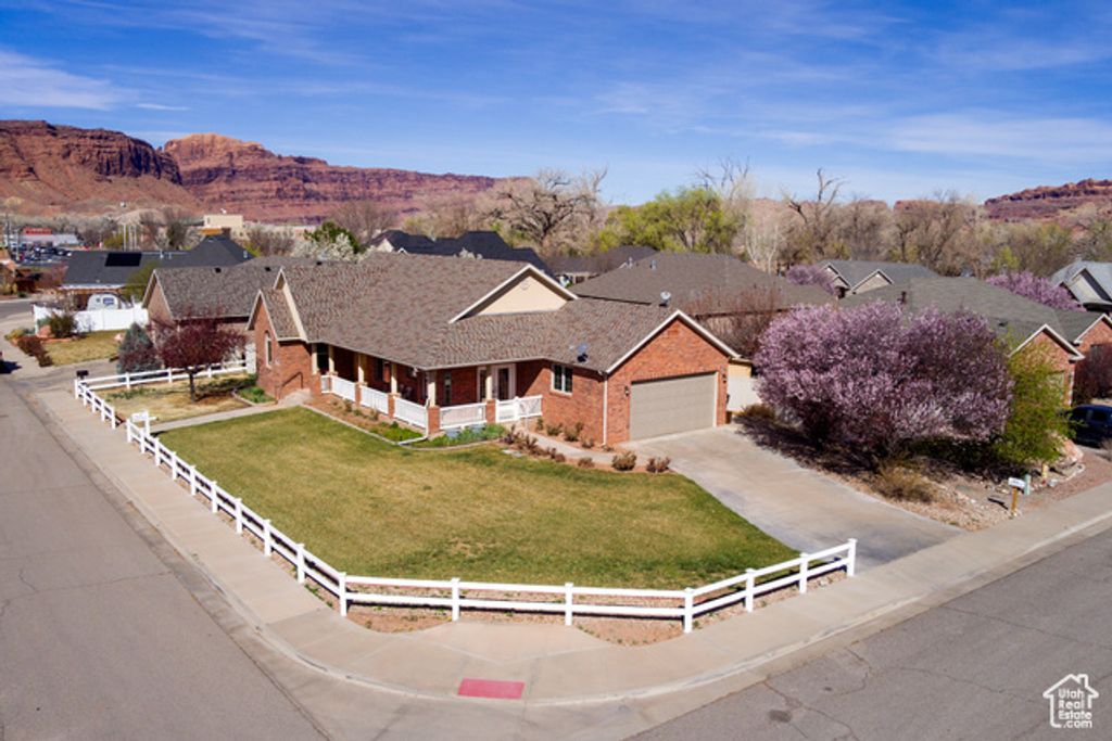 494 E KACHINA WAY, Moab, UT 84532