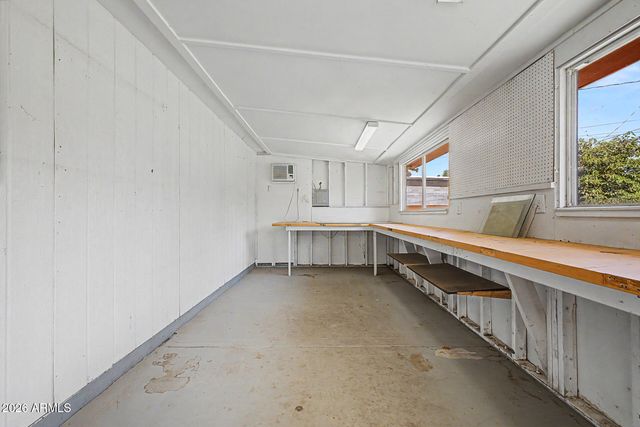 3235 W STATE Avenue, Phoenix, AZ 85051