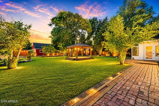 3235 W STATE Avenue, Phoenix, AZ 85051
