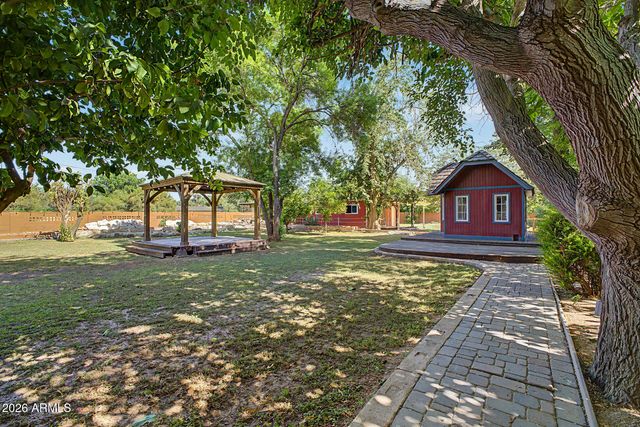 3235 W STATE Avenue, Phoenix, AZ 85051