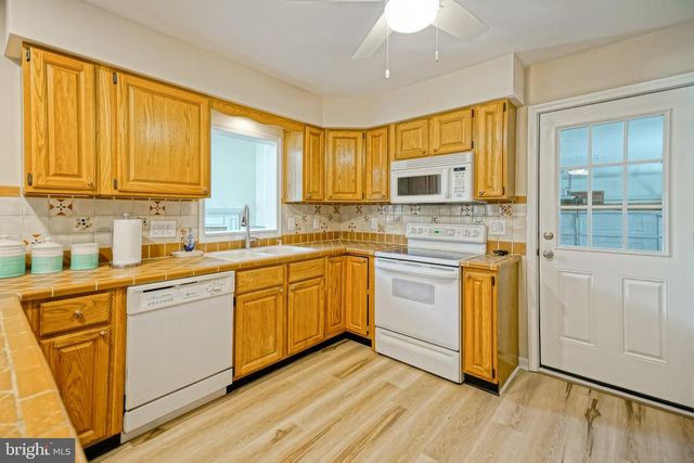 24 ARNELL RD, Rehoboth Beach, DE 19971