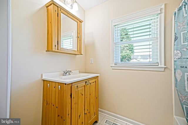 24 ARNELL RD, Rehoboth Beach, DE 19971