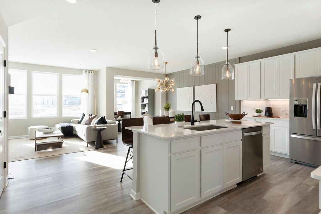 22136 Harvest Avenue, Rogers, MN 55374