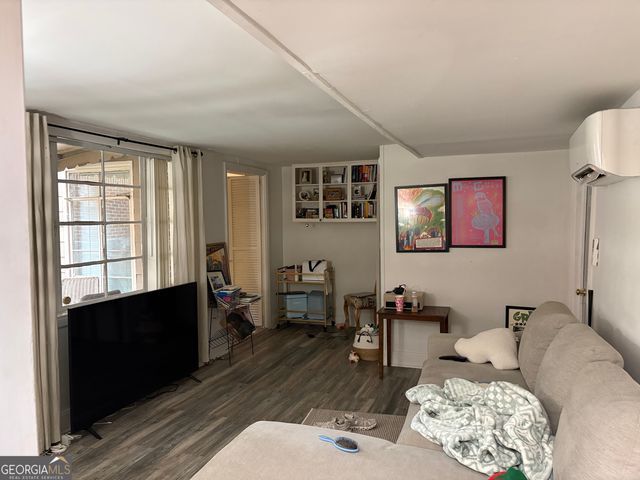 1067 Lanier Boulevard NE, Atlanta, GA 30306