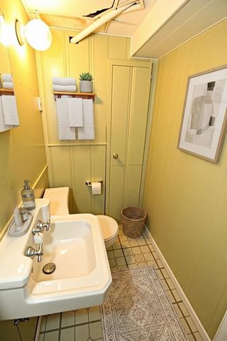 18905 Woodland Street, Harper Woods City, MI 48225
