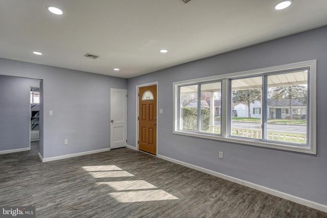 1400 SIMPSON FERRY ROAD, New Cumberland, PA 17070