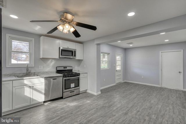 1400 SIMPSON FERRY ROAD, New Cumberland, PA 17070