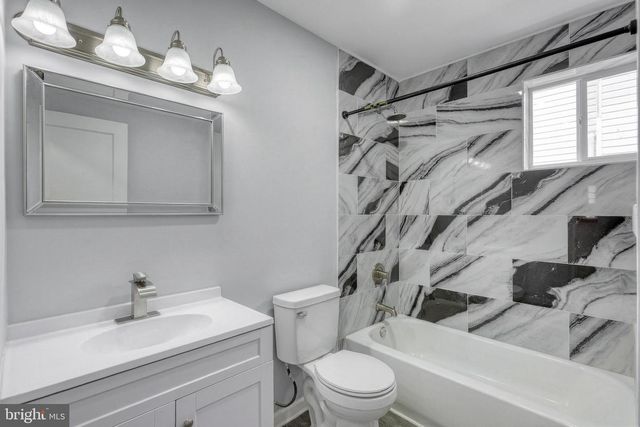 1400 SIMPSON FERRY ROAD, New Cumberland, PA 17070