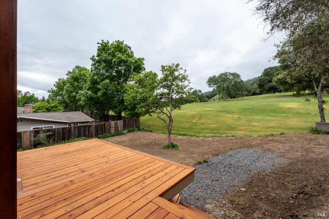1091 Maple Ave, Ukiah, CA 95482