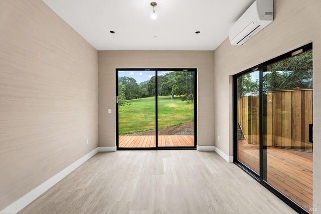 1091 Maple Ave, Ukiah, CA 95482