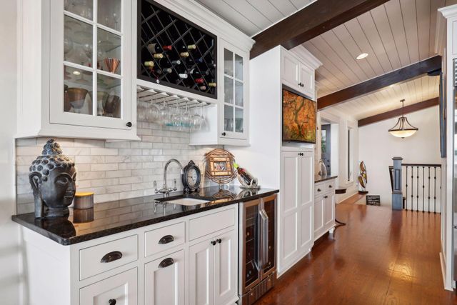 3035 Casco Point Road, Wayzata, MN 55391