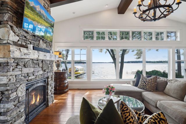 3035 Casco Point Road, Wayzata, MN 55391