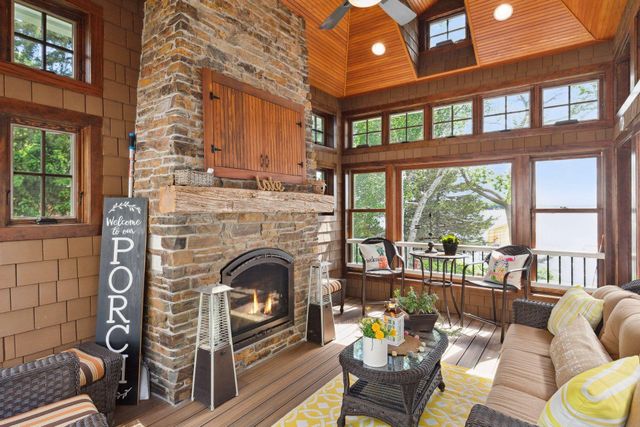 3035 Casco Point Road, Wayzata, MN 55391
