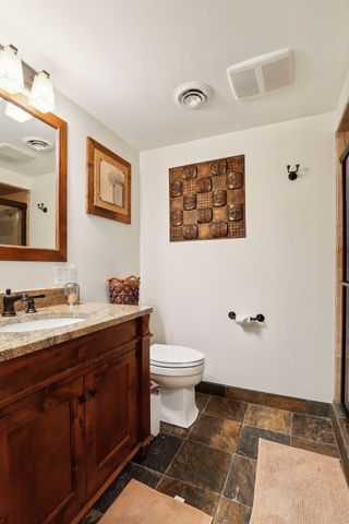 3035 Casco Point Road, Wayzata, MN 55391