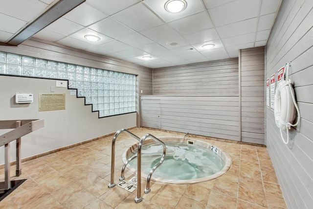 10 E ONTARIO Street 1110, Chicago, IL 60611