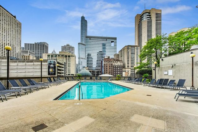 10 E ONTARIO Street 1110, Chicago, IL 60611