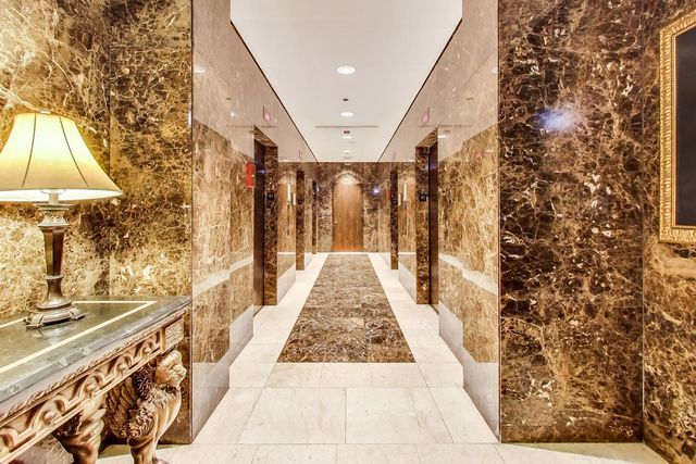 10 E ONTARIO Street 1110, Chicago, IL 60611