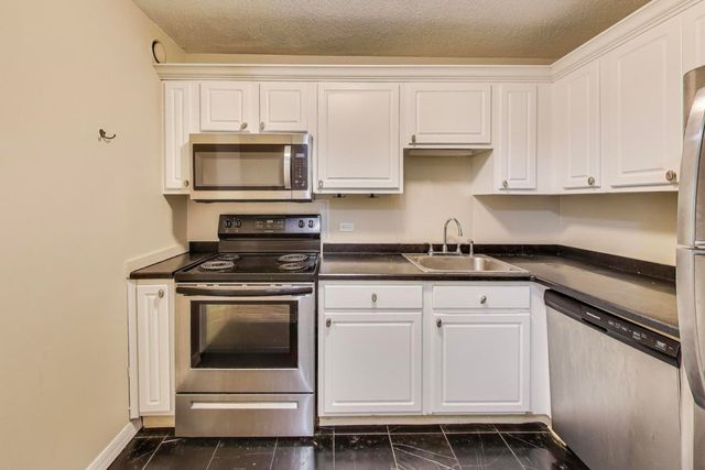 10 E ONTARIO Street 1110, Chicago, IL 60611