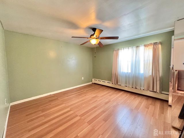 583 W Side Avenue, Perth Amboy, NJ 08861