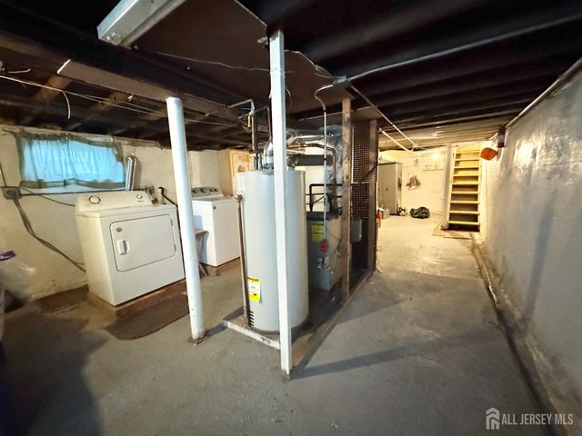 583 W Side Avenue, Perth Amboy, NJ 08861