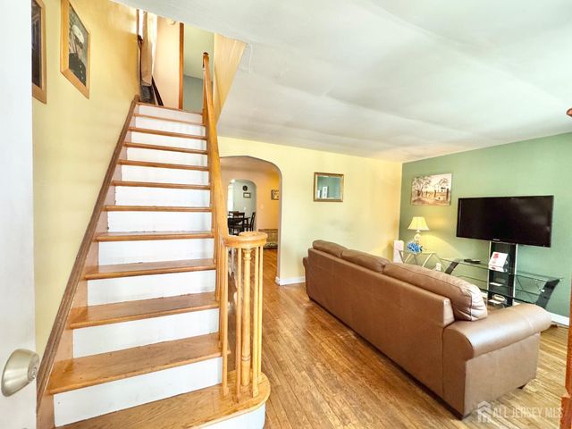 583 W Side Avenue, Perth Amboy, NJ 08861