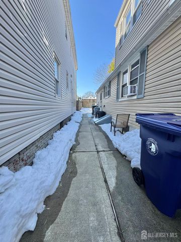 583 W Side Avenue, Perth Amboy, NJ 08861