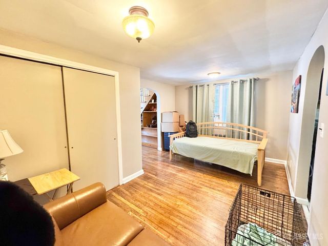 583 W Side Avenue, Perth Amboy, NJ 08861