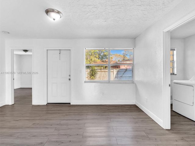 2512 NW 9th Pl 2, Fort Lauderdale, FL 33311