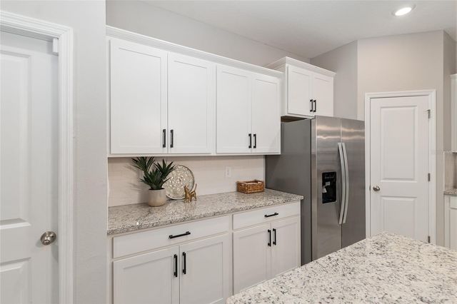 5293 NW 48TH PLACE, Ocala, FL 34482