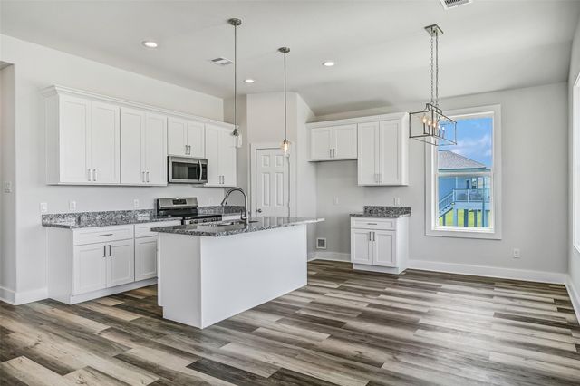 4015 Mitote Drive, Galveston, TX 77554
