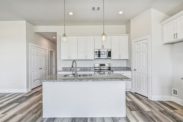 4015 Mitote Drive, Galveston, TX 77554