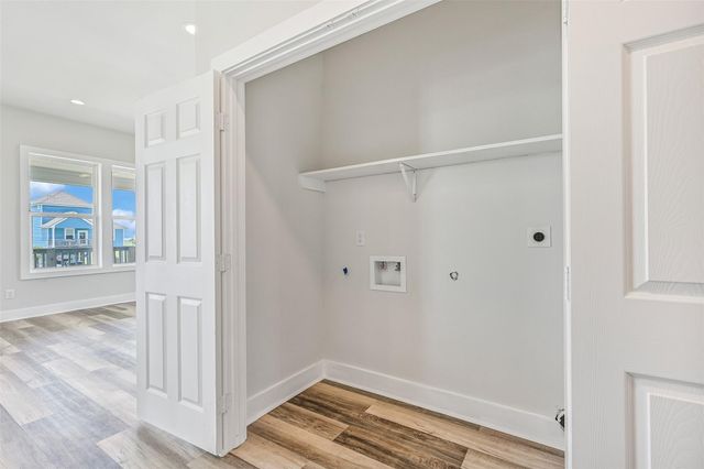 4015 Mitote Drive, Galveston, TX 77554