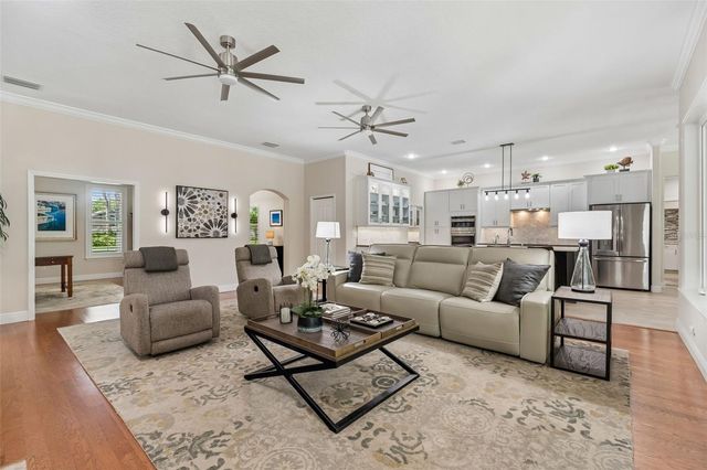 421 PINE BLUFF DRIVE, Lutz, FL 33549