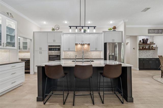 421 PINE BLUFF DRIVE, Lutz, FL 33549