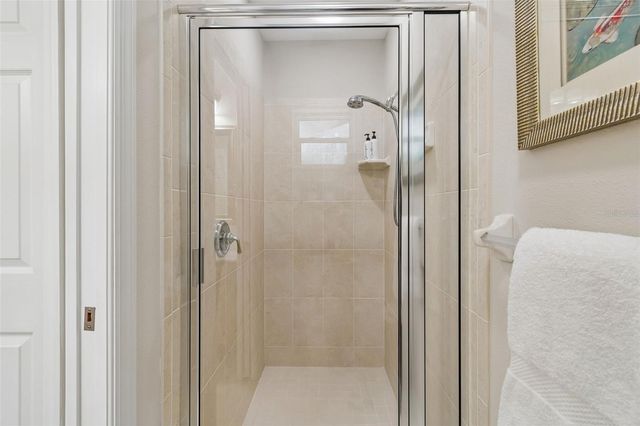 421 PINE BLUFF DRIVE, Lutz, FL 33549