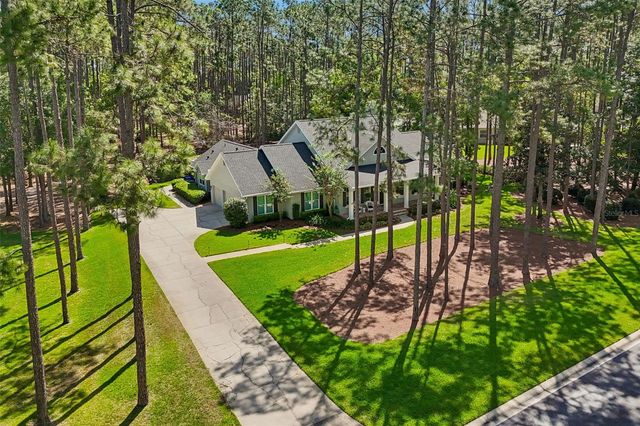 421 PINE BLUFF DRIVE, Lutz, FL 33549