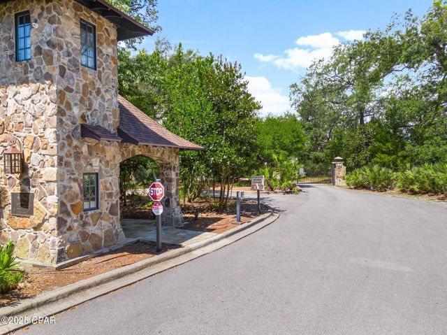 3561 Sanctuary Drive, Panama City, FL 32408