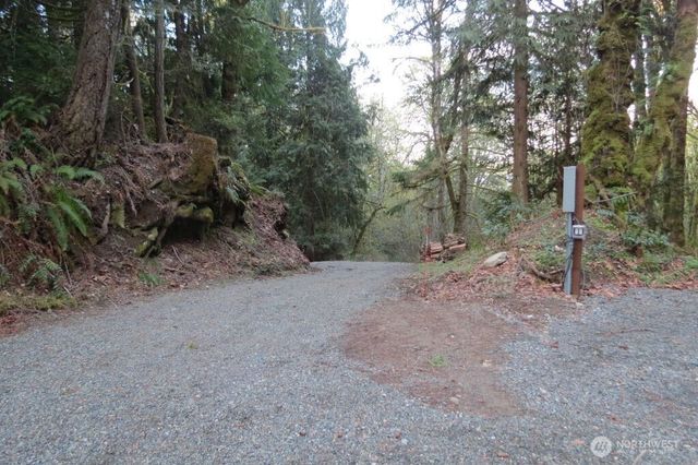 540 E Harstine Heights Lane, Shelton, WA 98584