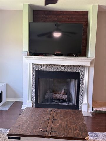 1280 General Parson Drive, Prairie Grove, AR 72753