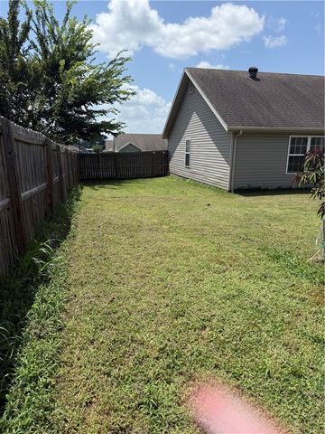 1280 General Parson Drive, Prairie Grove, AR 72753