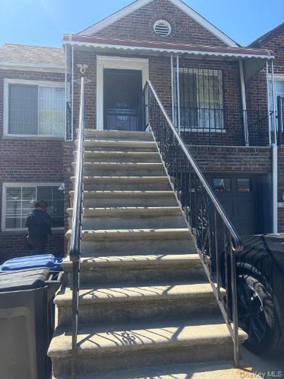 20310 Murdock Avenue, Saint Albans, NY 11412