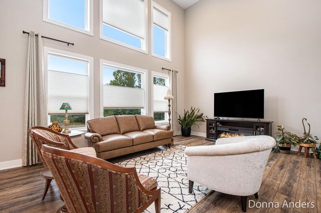 1936 Red Barn Drive, Hudsonville, MI 49426