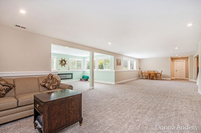 1936 Red Barn Drive, Hudsonville, MI 49426