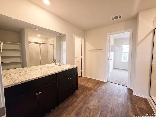 4827 Nueces Path, San Antonio, TX 78253