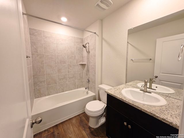 4827 Nueces Path, San Antonio, TX 78253