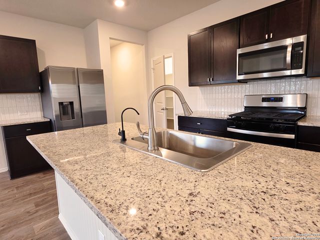 4827 Nueces Path, San Antonio, TX 78253