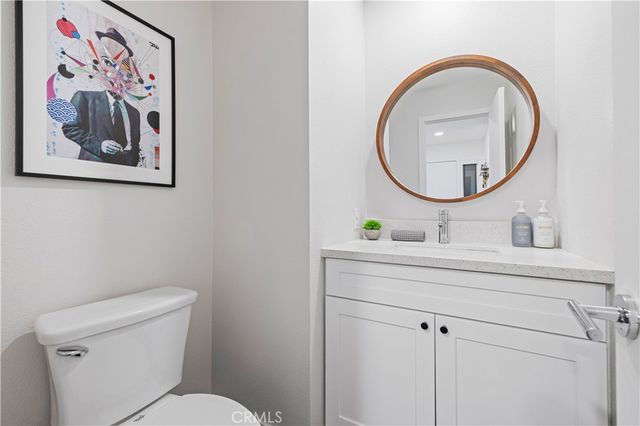 10061 Melinda Way 2, Northridge, CA 91325